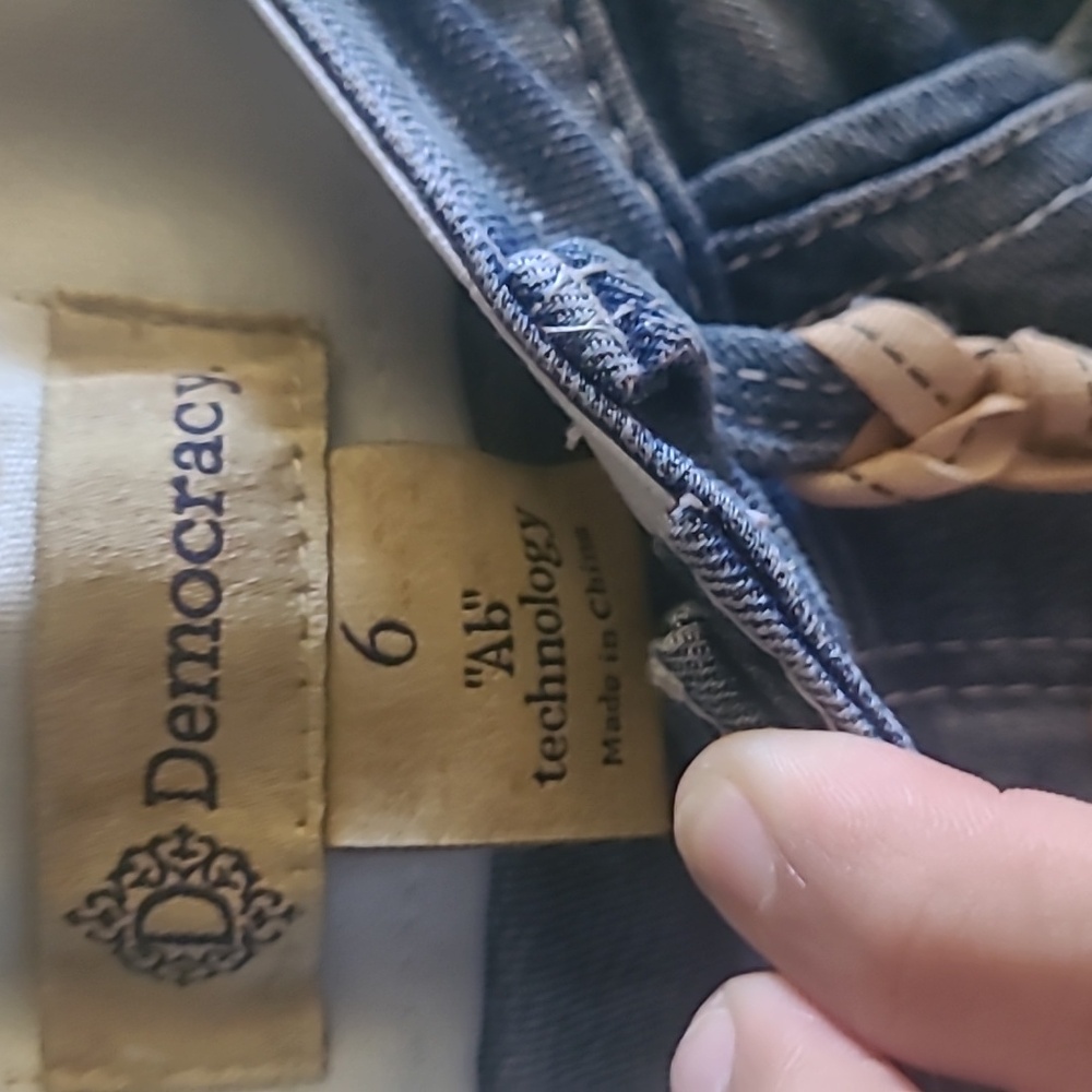 NEW Democracy "Ab"solution Indigo Distressed Patch Jeans Sz 6 - Picture 4 of 6